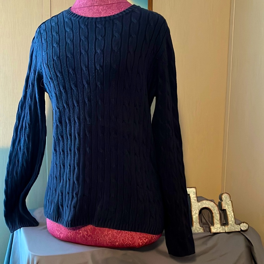 St. John’s Bay navy blue classic cable knit sweater, size M